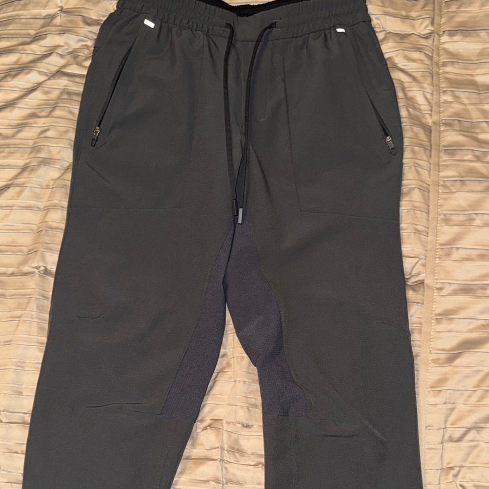 Lululemon Men's Jogger Pants